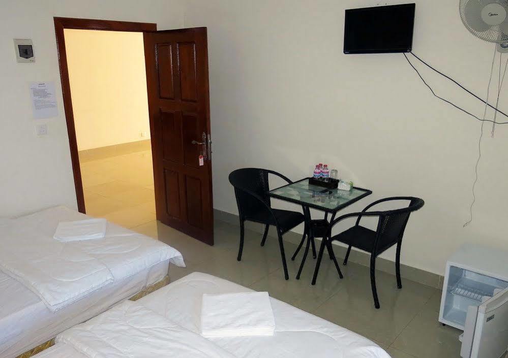 Mk City Hotel Sihanoukville Bagian luar foto